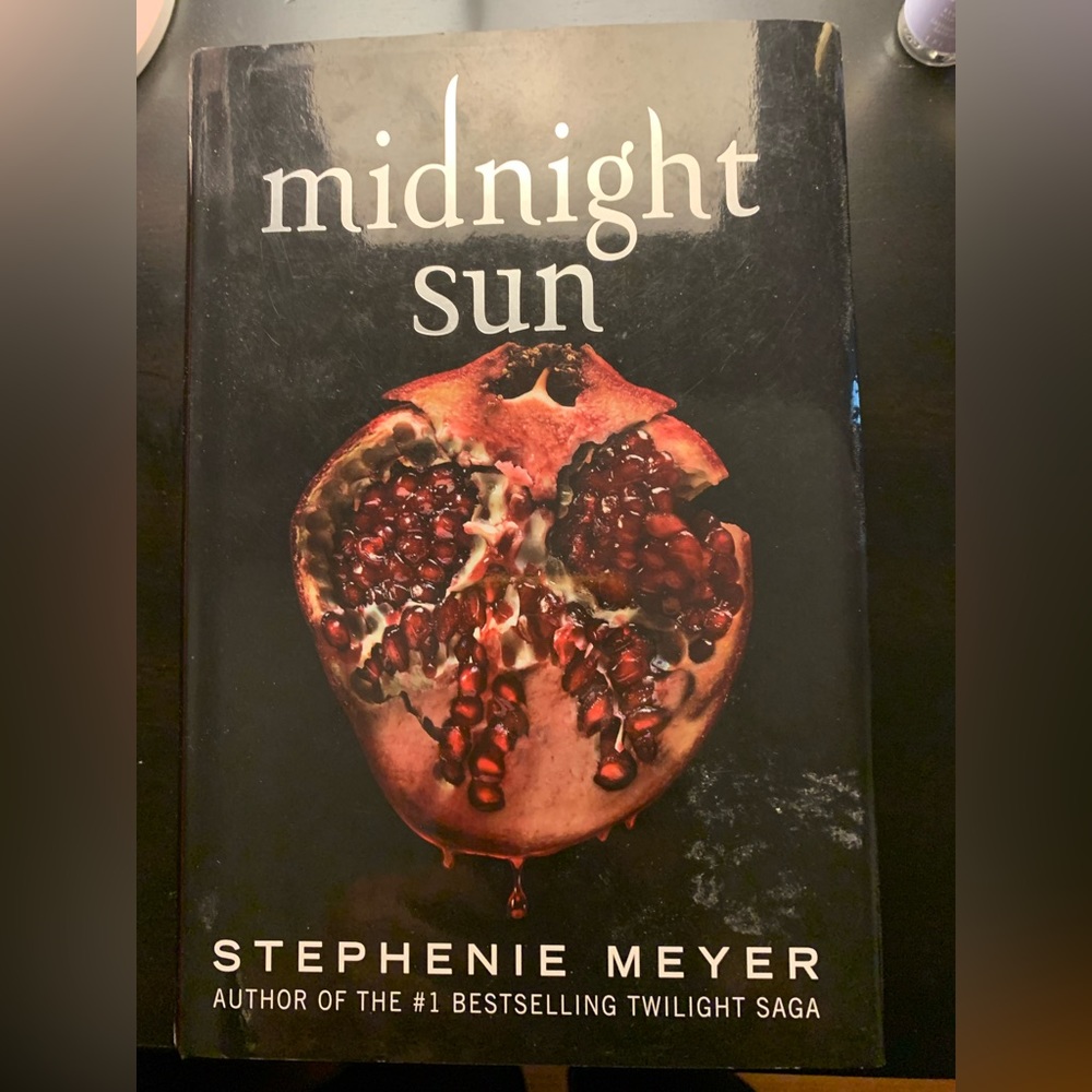 Midnight, Sun book